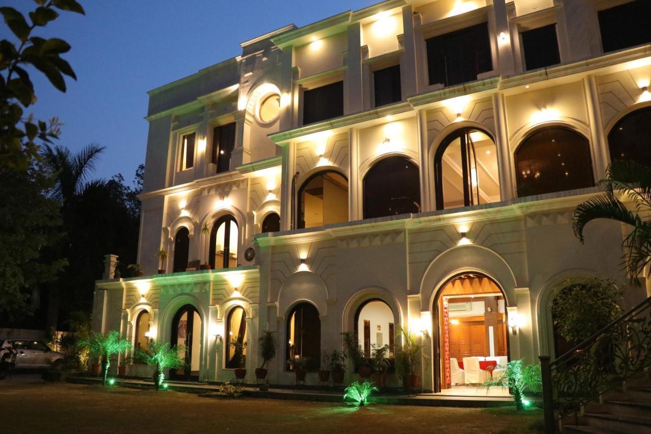 Hotel Pushap Palace Патіала Екстер'єр фото