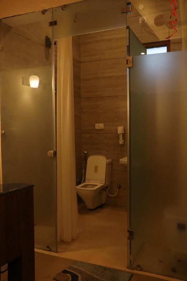 Hotel Pushap Palace Патіала Екстер'єр фото